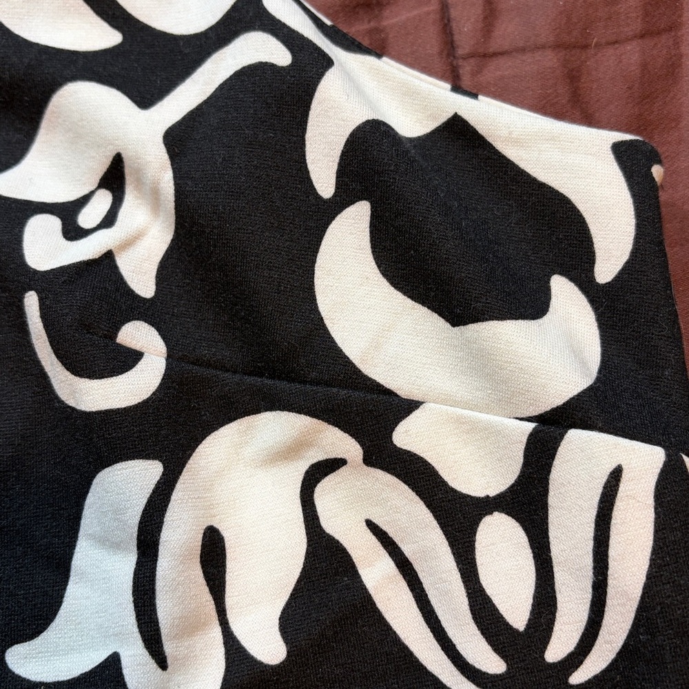 Women’s Sleeveless Blouse By INC. NWT! - Picture 5 of 16
